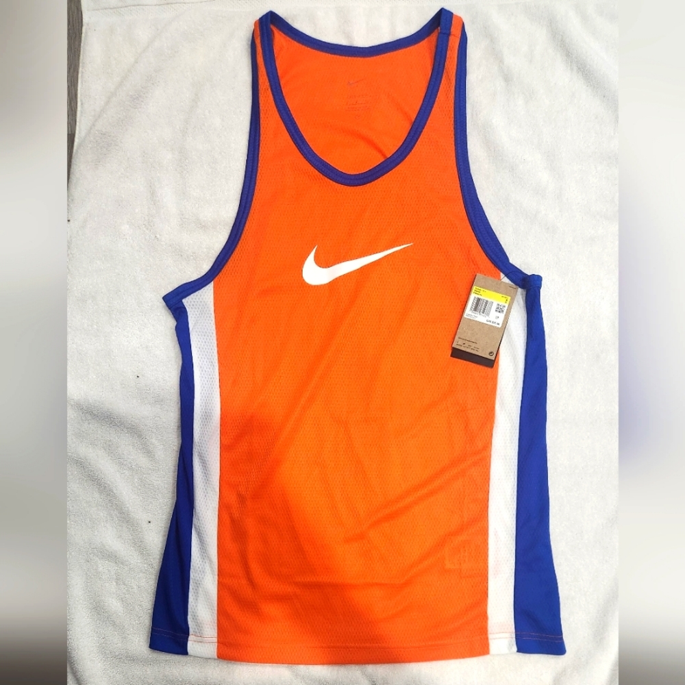 mens basketball shirt small